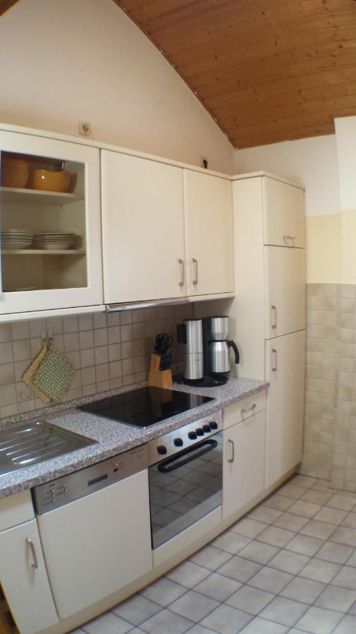 Ferienwohnung Katzenberger Beverungen Bilik gambar